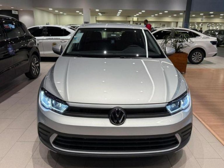 Volkswagen baixa preço do Polo Sense em R$ 19,9 mil para PcD em agosto