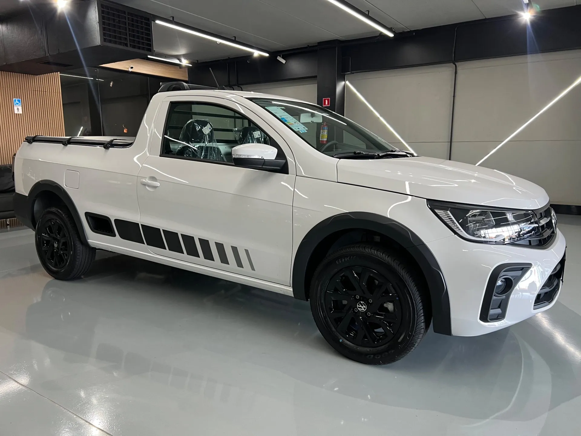 Volkswagen Saveiro Trendline fica até R$ 24 mil mais barata para CNPJs