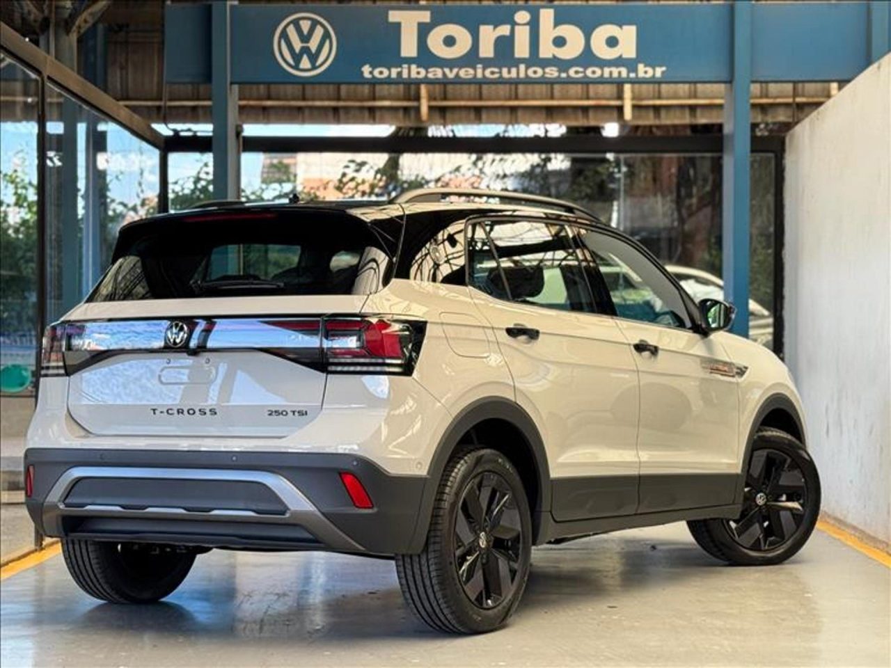 Volkswagen derruba preço do T-Cross Sense 2026 em R$ 18 mil para PcD
