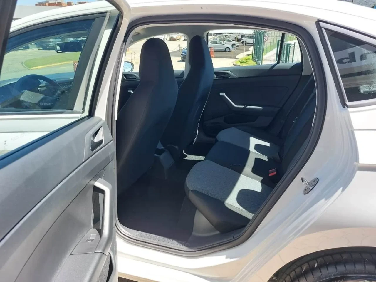 Volkswagen Virtus 170 TSI AT com desconto de R$ 23 mil custa menos que Tera para PcD