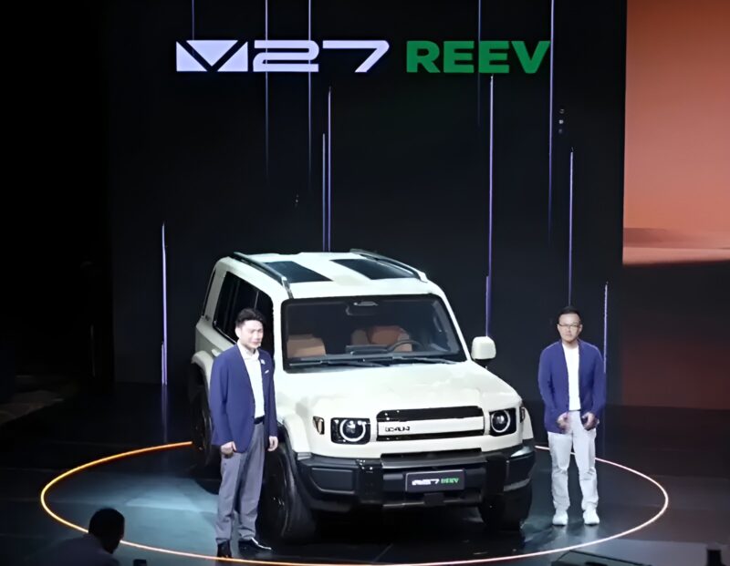 Novo Chery iCAR V27 é mostrado em Dubai e estreia em 2025
