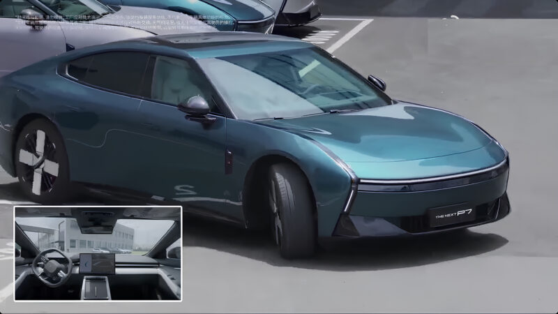 Xpeng P7 circula sozinho na linha de produção na China
