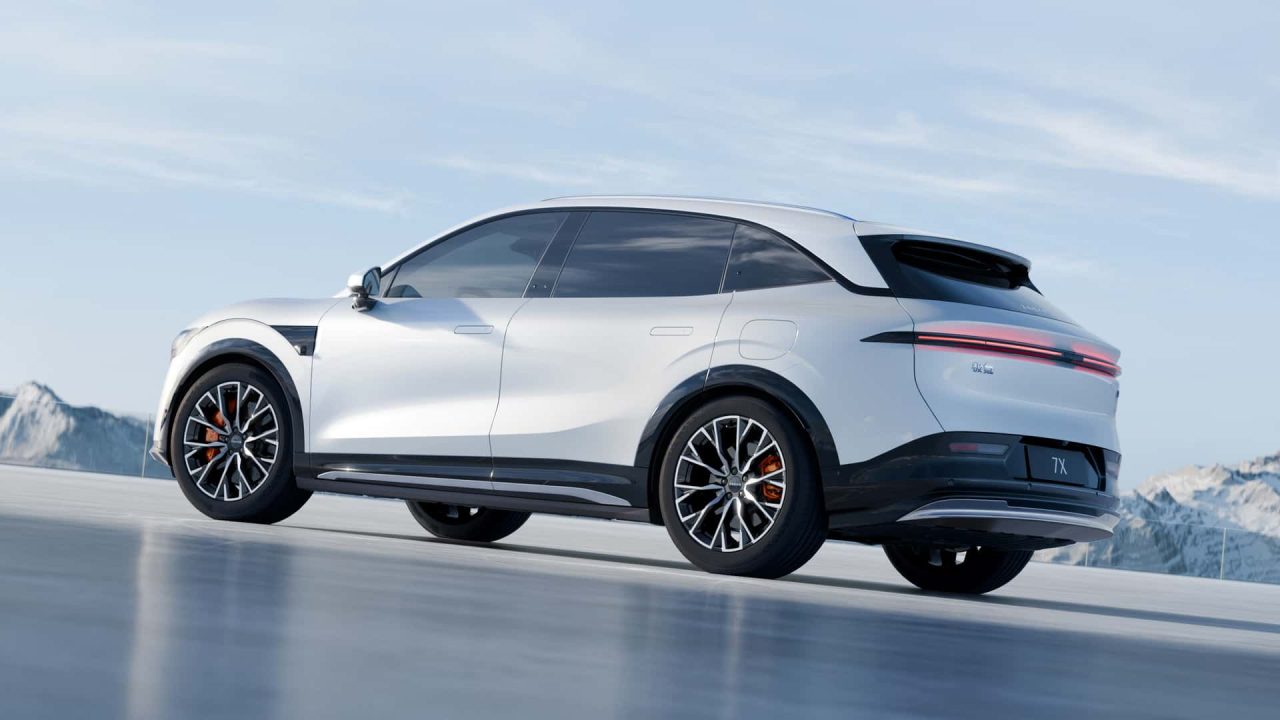 SUV elétrico Zeekr 7X começa a ser vendido no Brasil por R$ 448 mil