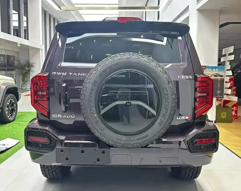 GWM Tank 400 chega às lojas na China e mira Toyota SW4 no Brasil