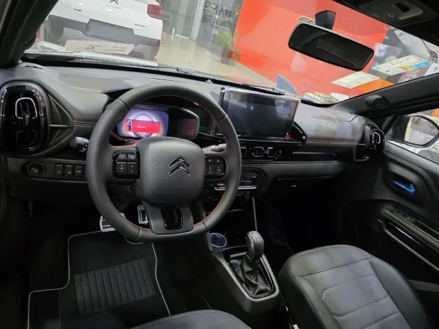 Citroën Basalt Dark Edition é liberado para PcD com desconto de R$ 17 mil
