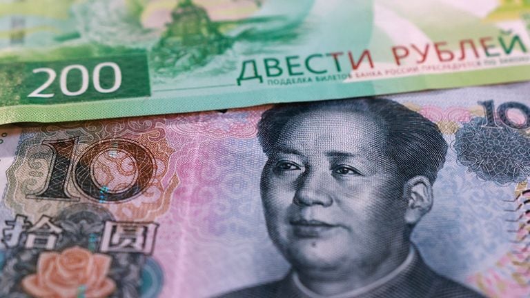 Rússia recorre ao escambo para driblar sanções ocidentais: trigo por carros chineses