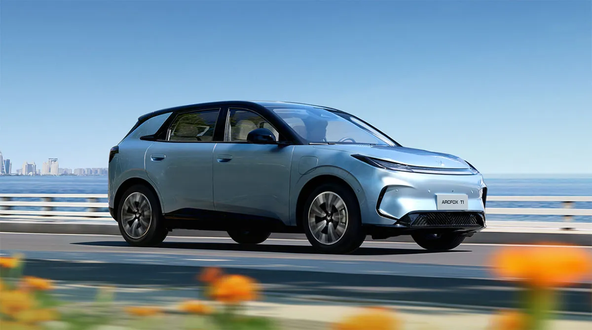 BYD Dolphin ganha concorrente de peso com o Arcfox T1 que custa R$ 47 mil
