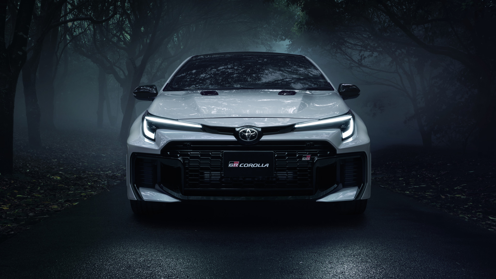 Toyota GR Corolla 2026 chega ao mercado com olhar no Golf GTI