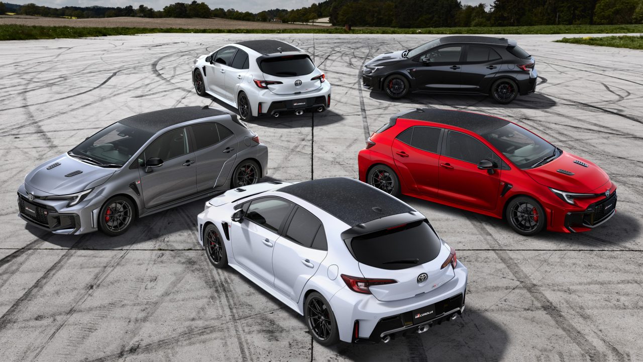 Toyota GR Corolla 2026 chega ao mercado com olhar no Golf GTI