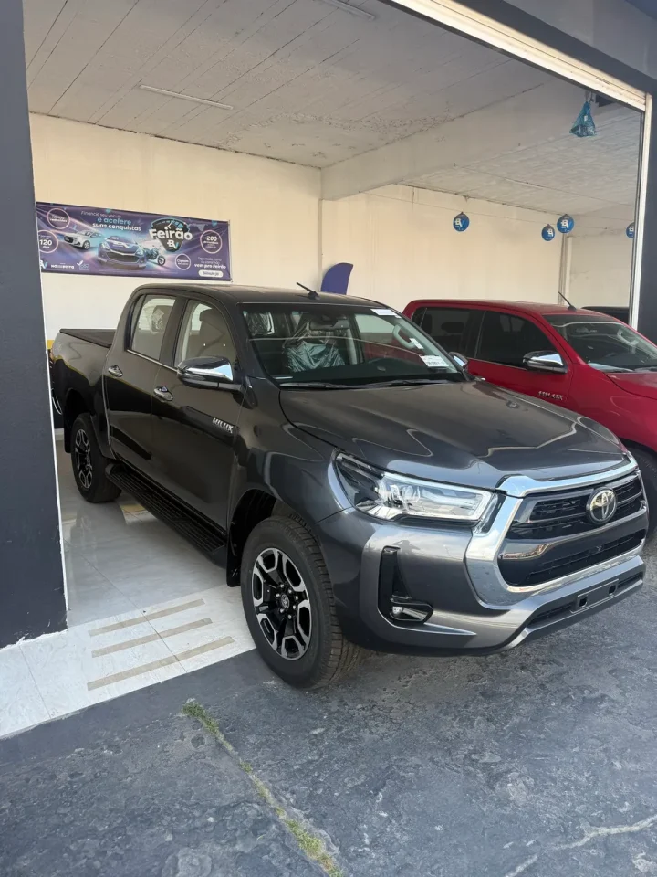 Toyota Hilux Power Pack AT ganha desconto de R$ 52.018 para CNPJ em setembro