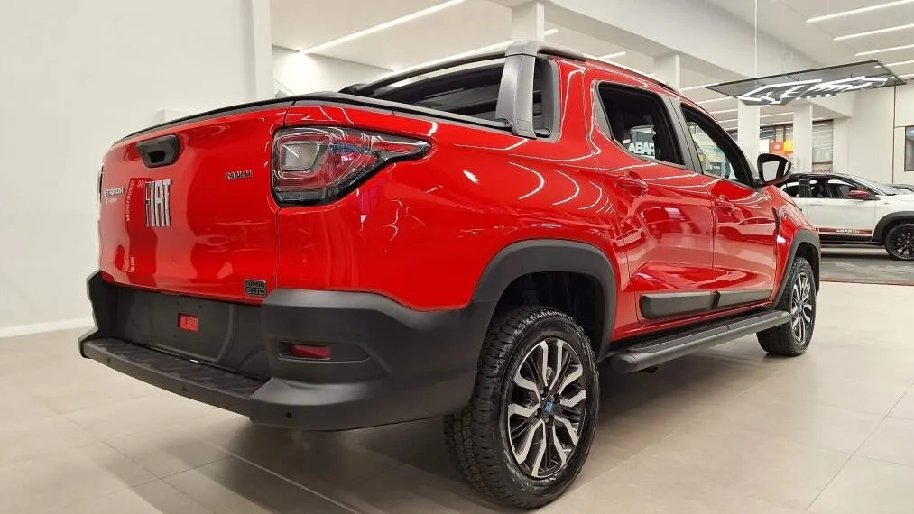 Fiat Strada ganha descontão de até R$ 24 mil para CNPJ em setembro