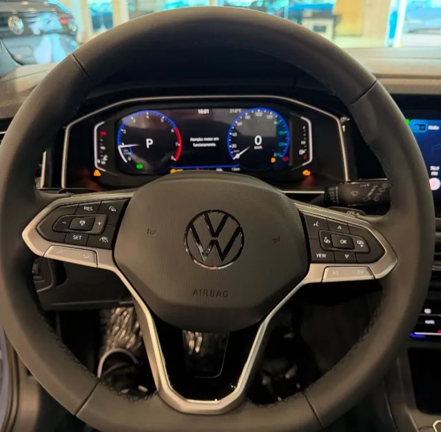 Volkswagen Nivus Highline ganha desconto de R$ 29,9 mil para PcD em setembro