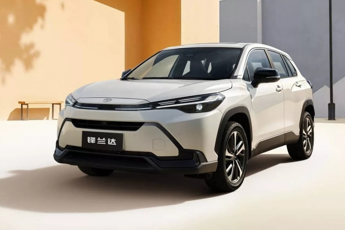 Toyota lança Corolla Cross chinês com frente inédita e tela gigante de 13"