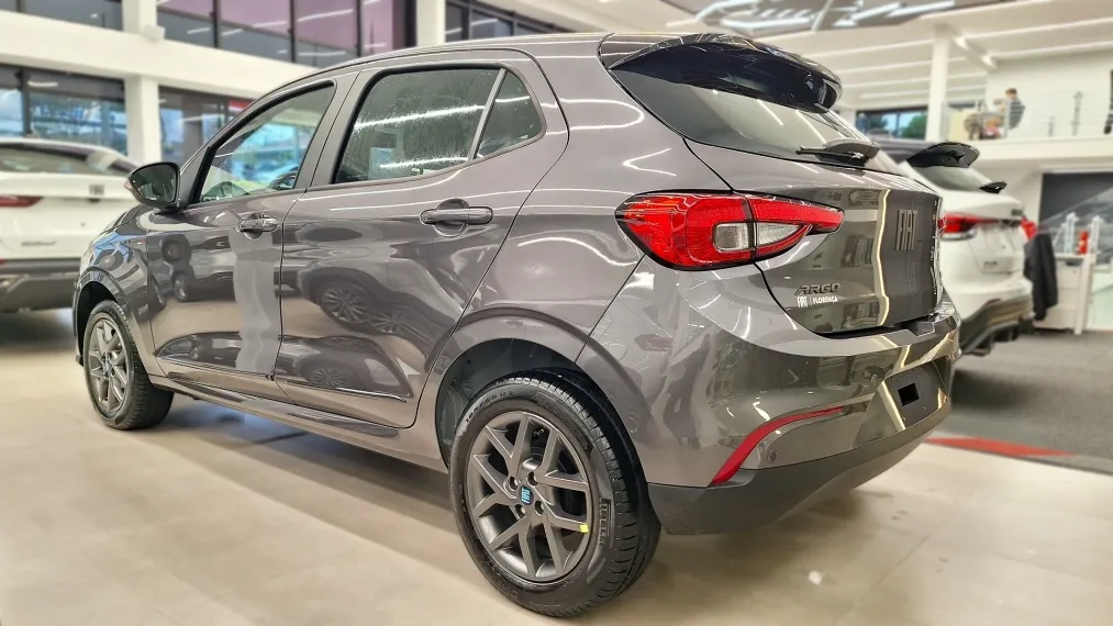 Fiat Argo Drive 1.3 CVT fica R$ 25,2 mil mais barato para PcD em setembro
