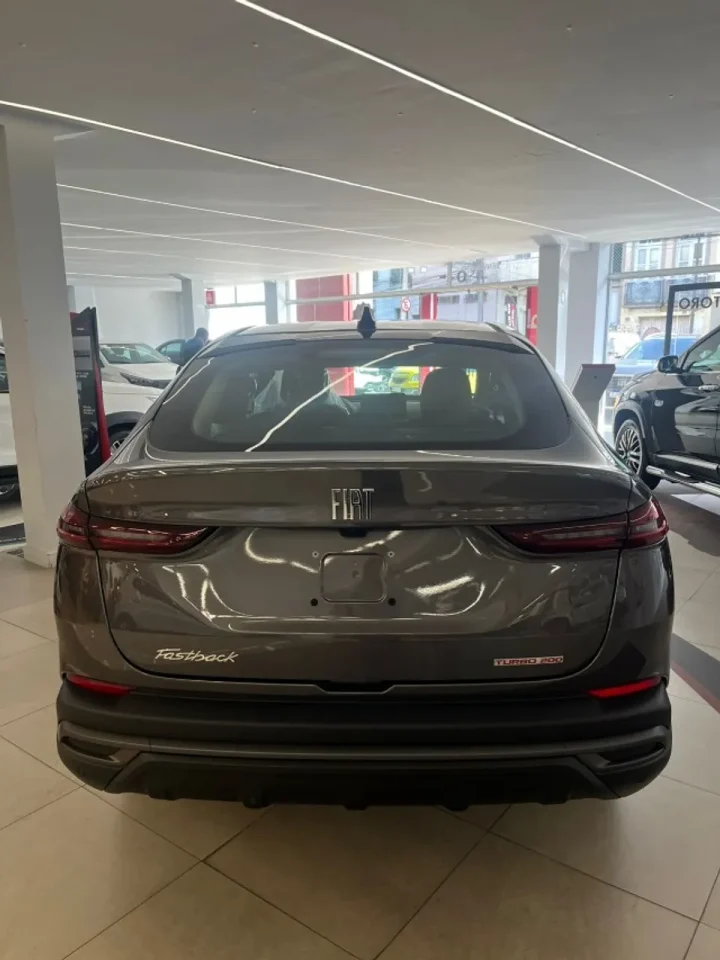 Fiat Fastback fica mais em conta que Basalt com redução de R$ 17,4 mil para PcD