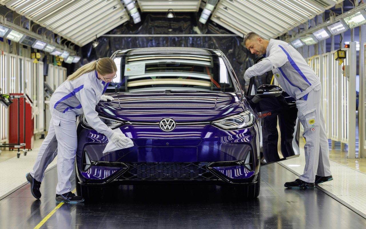 Volkswagen dá partida na produção do novo ID.3 GTX Fire+Ice na Alemanha
