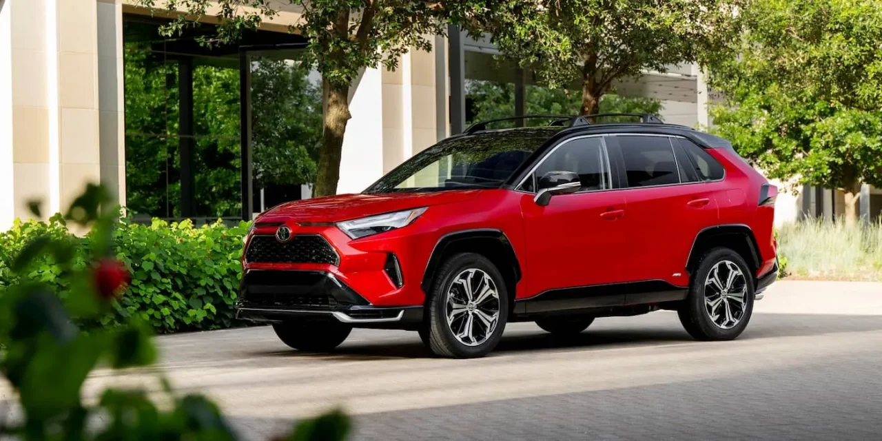 Toyota convoca recall de quase 600 mil veículos nos EUA por falha no painel