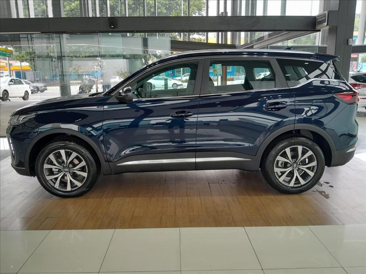CAOA Chery lança promoção do Tiggo 7 Hybrid com preço de versão a combustão