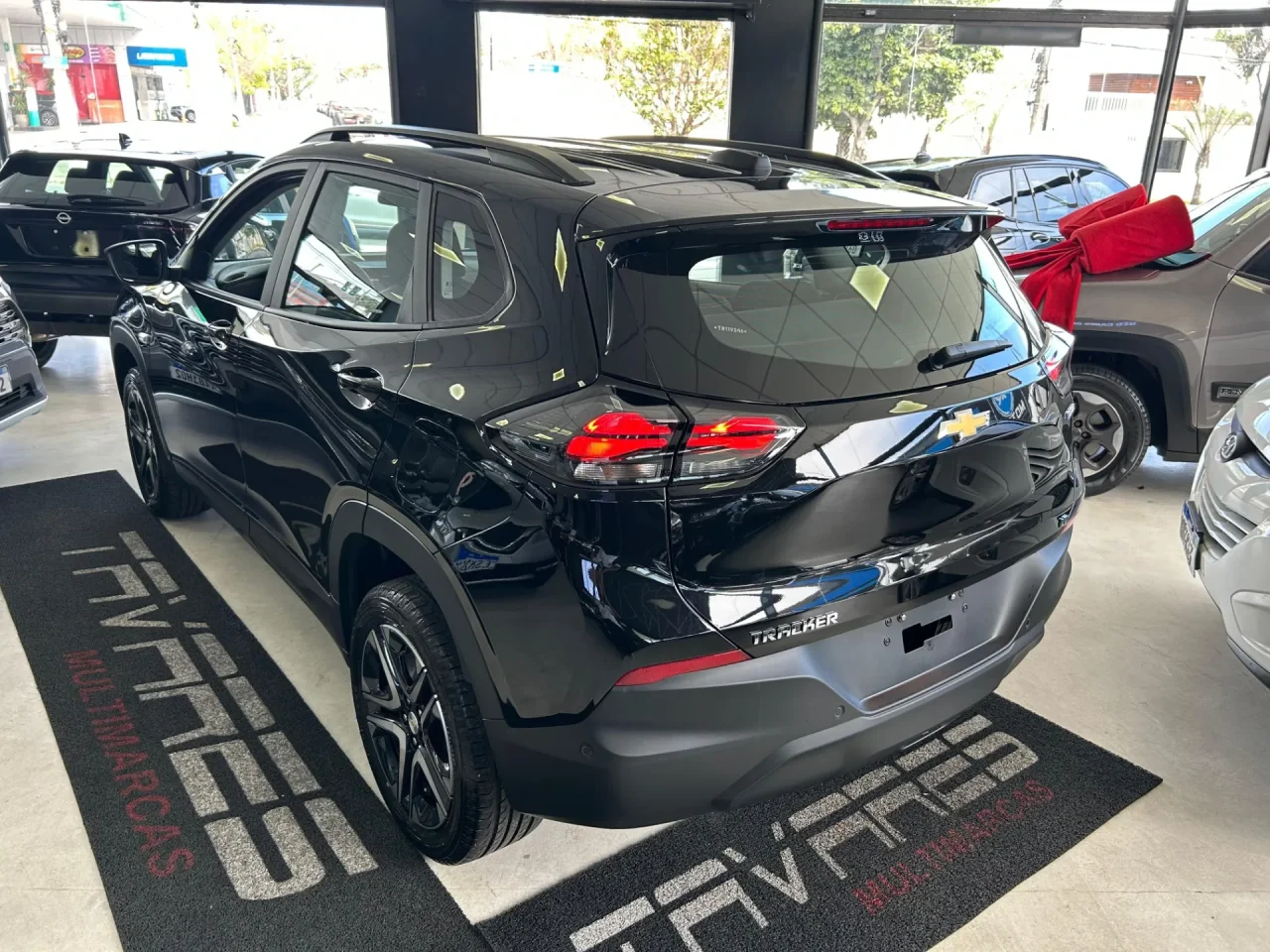 Chevrolet Tracker LT ganha descontão de R$ 29,1 mil para PcD em setembro
