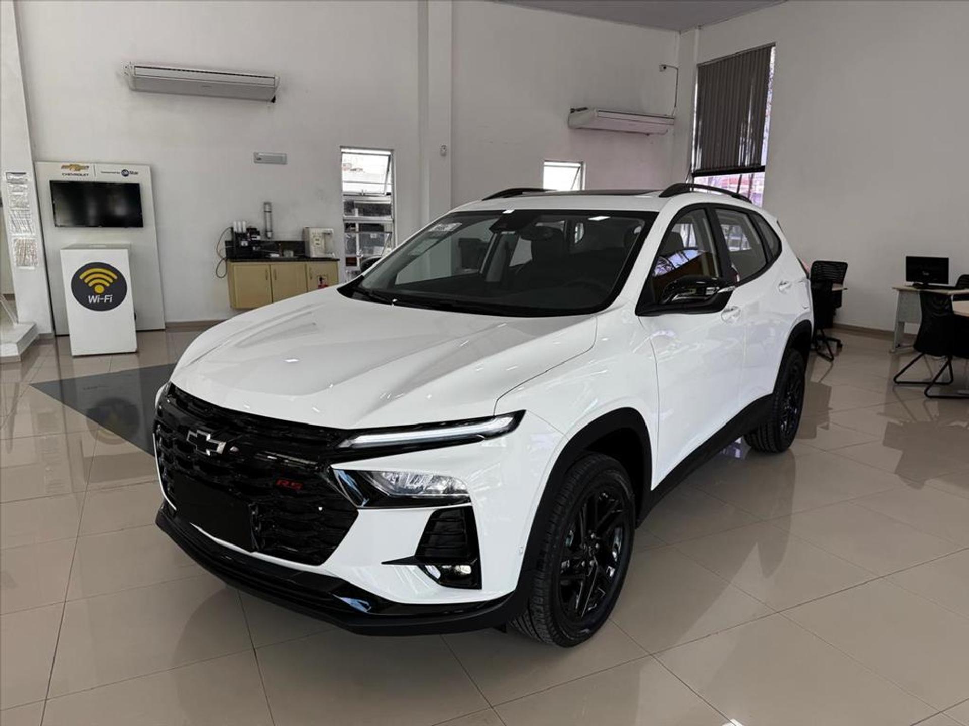 Chevrolet Tracker RS para PcD tem redução de R$ 39.910 e custa menos que Tiggo 7