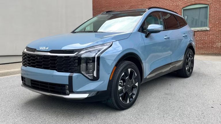 Kia Sportage 2026 chega em novembro ao Brasil com design renovado