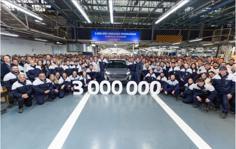Stellantis atinge marca de 3 milhões de unidades em El Palomar, na Argentina