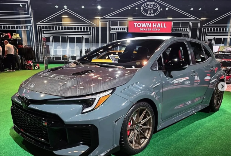 Toyota Corolla Hatchback tem imagens vazadas antes da estreia nos EUA