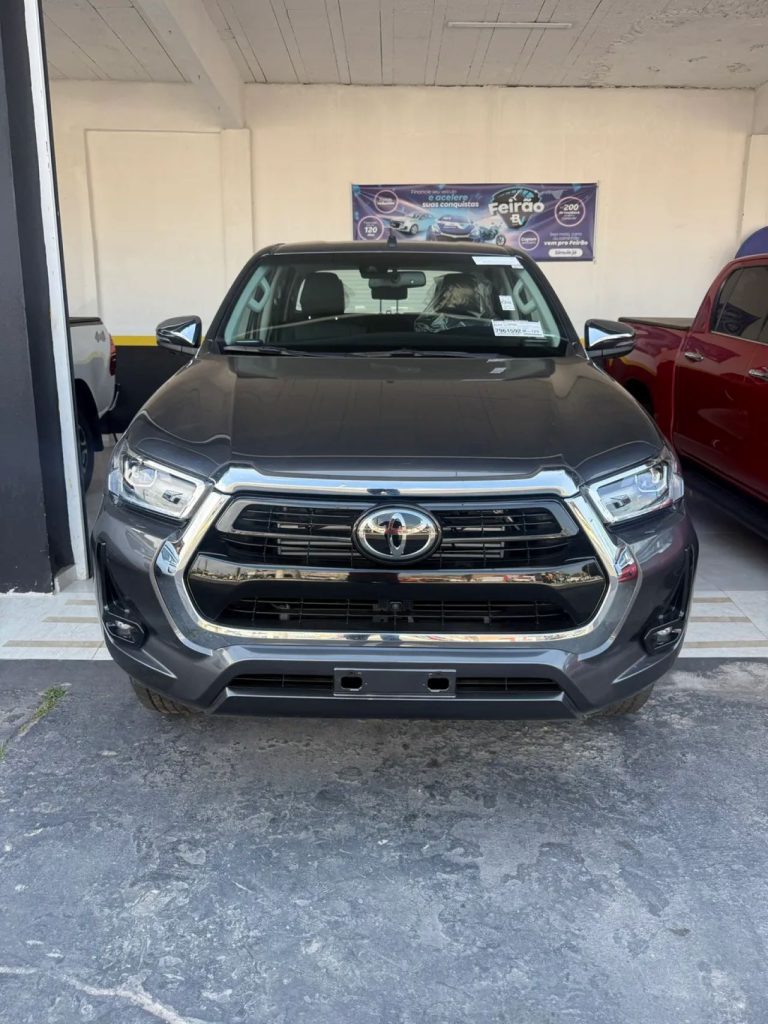 Toyota Hilux Power Pack AT ganha desconto de R$ 52.018 para CNPJ em setembro