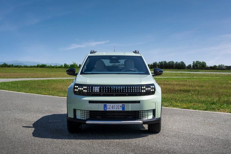 Sucessor do Argo, Fiat Grande Panda ganha atualizações na Europa