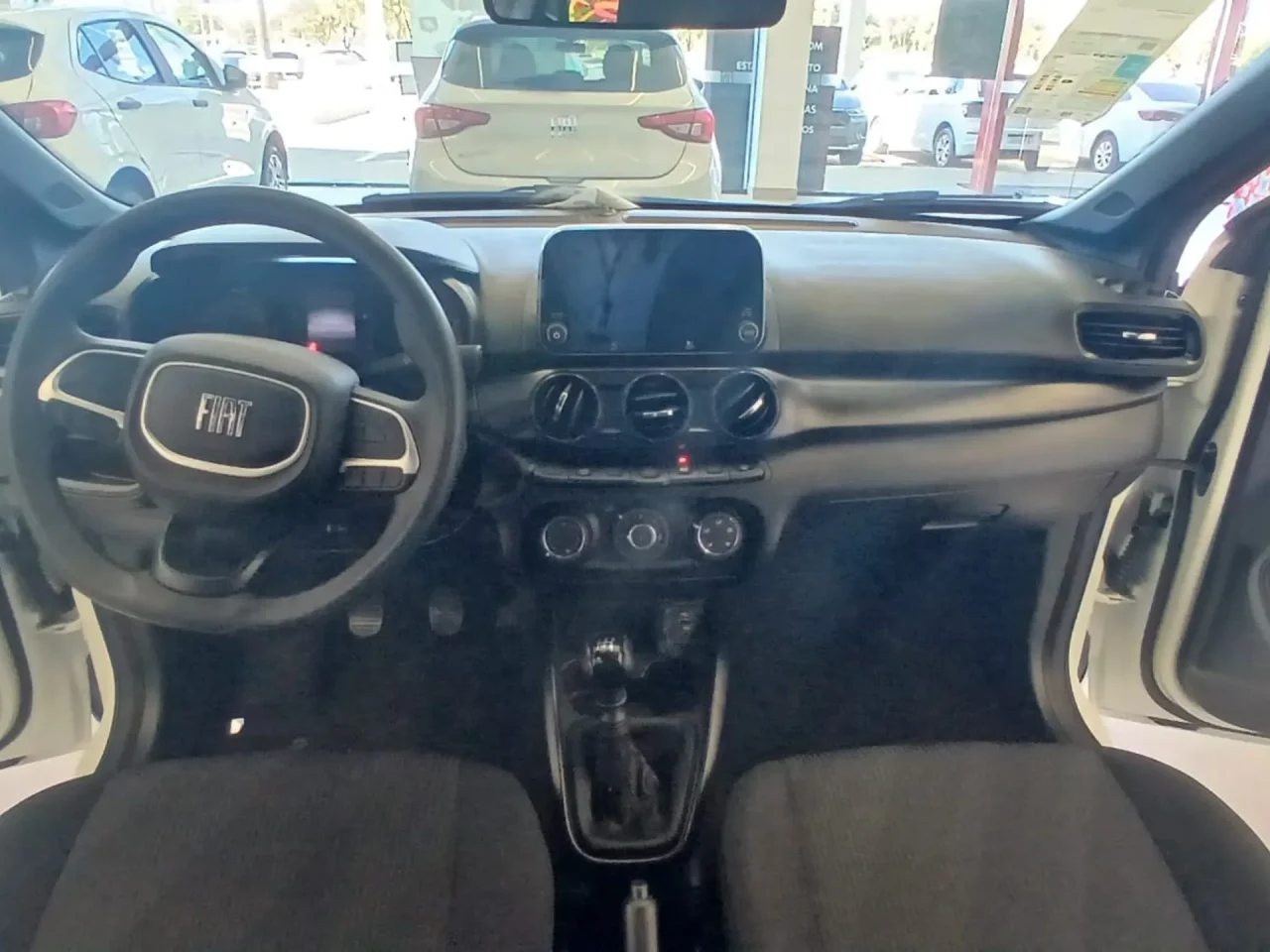 Fiat Cronos Drive 1.3 MT ganha desconto de R$ 23,3 mil para PcD em setembro