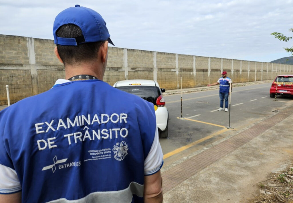 Governo propõe fim da obrigatoriedade de autoescolas para tirar CNH