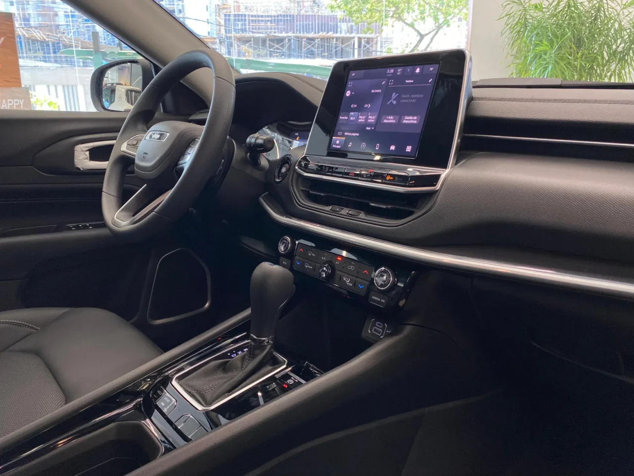 Jeep derruba em R$ 32.500 o preço do Compass Sport 2026 para PcD em dezembro