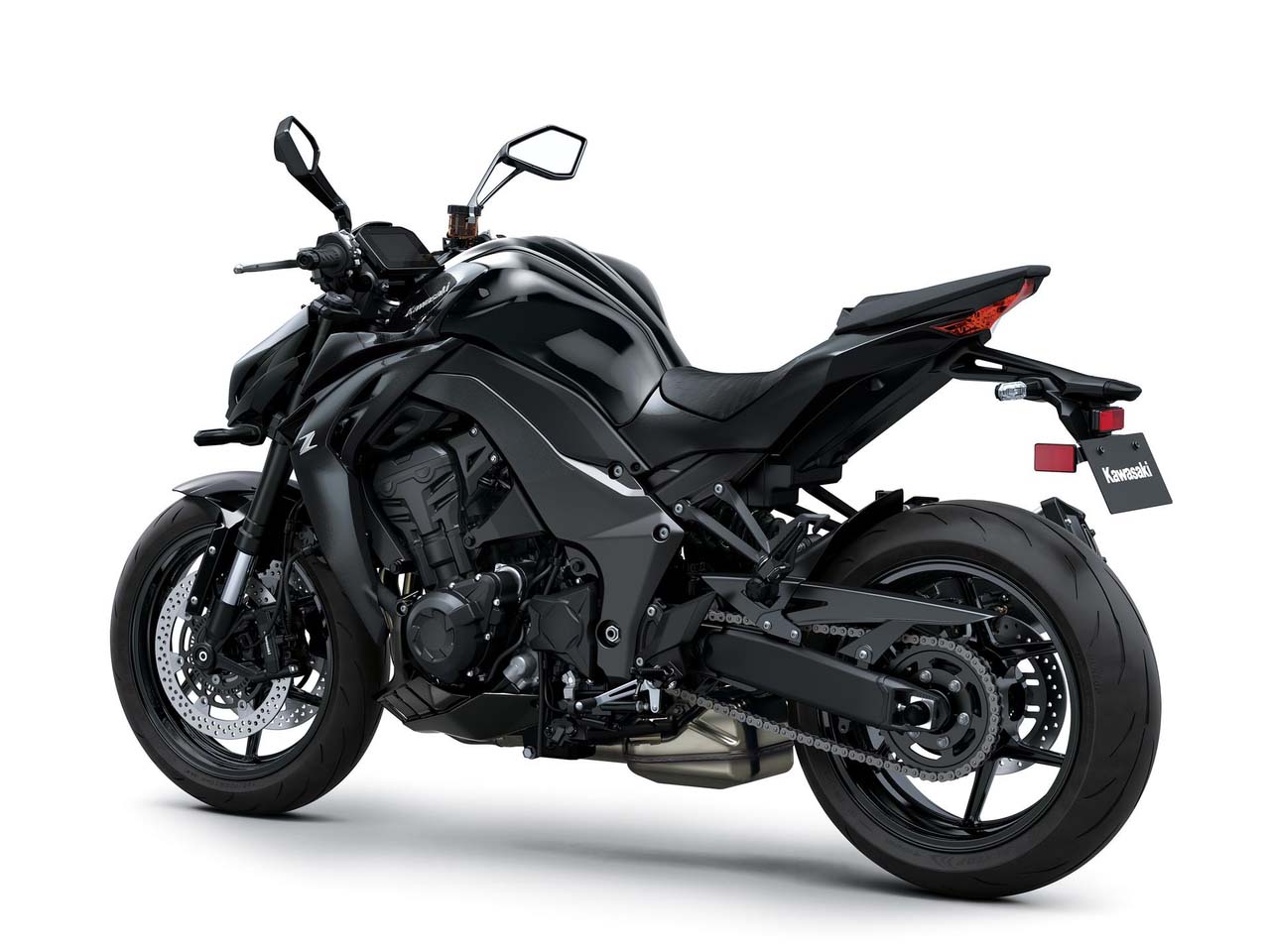 Kawasaki Z1100 e Z1100 SE chegam turbinadas em potência e tecnologia