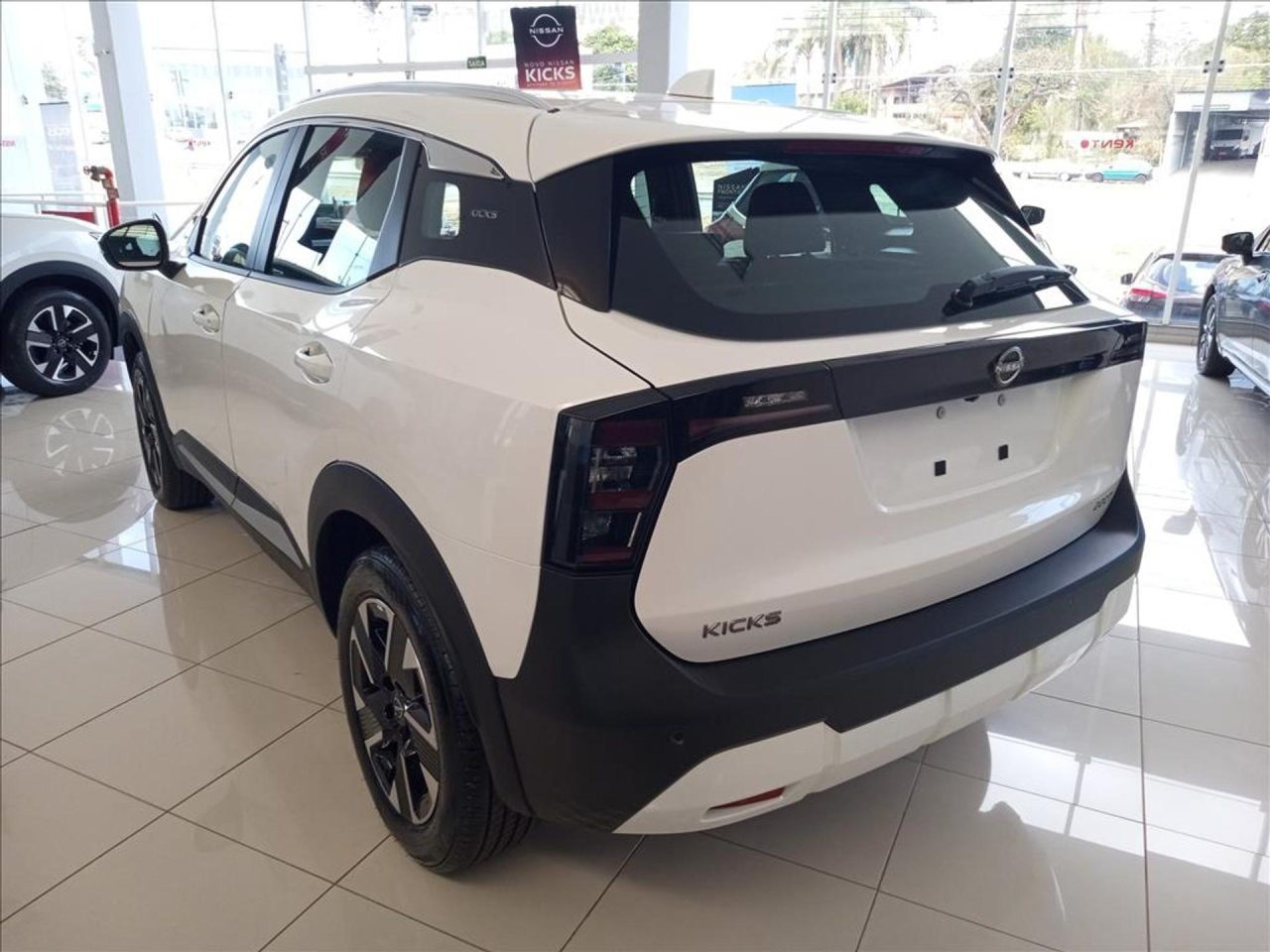 Nissan Kicks Advance para PcD tem descontão de R$ 24 mil em setembro