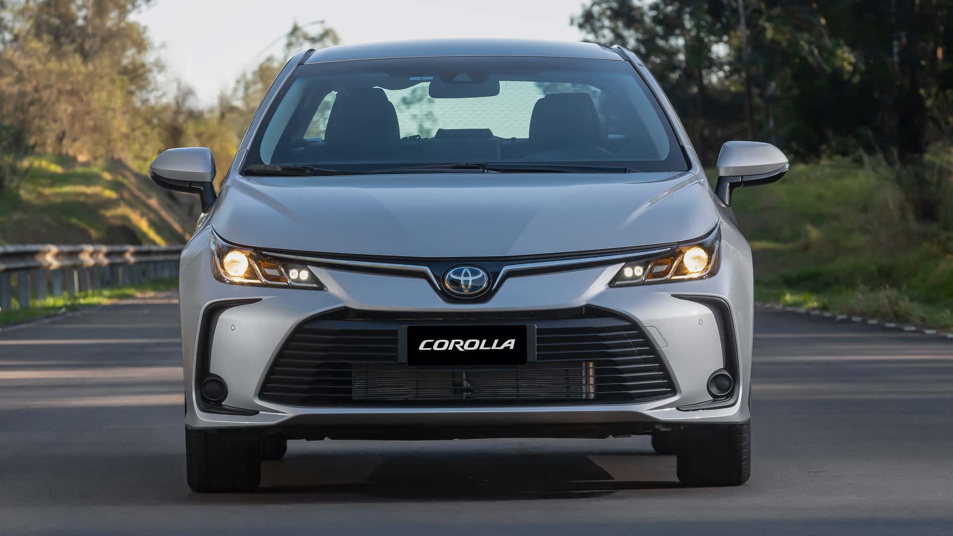 Toyota Corolla e Corolla Cross têm fila de espera de até 6 meses no Brasil após suspensão das vendas