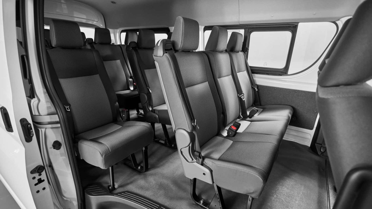 Toyota Hiace estreia no Brasil por R$ 364.990 e mira Fiat Ducato
