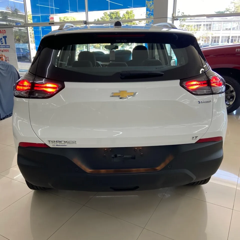 Chevrolet baixa em R$ 17,4 mil o preço do Tracker LT 2026 para PcD em outubro