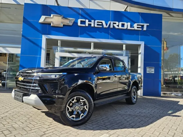 Chevrolet reduz em R$ 48.800 o preço da S10 LTZ 2026 para CNPJ em outubro