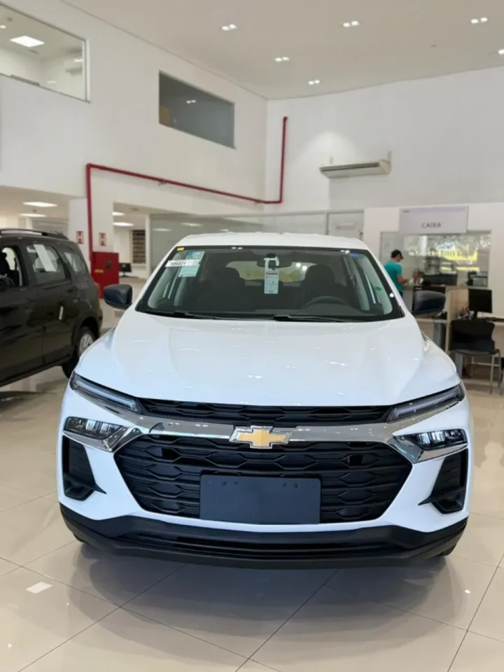 Chevrolet Tracker 2026 tem cortes de até R$ 14.600 e mudanças na versão RS