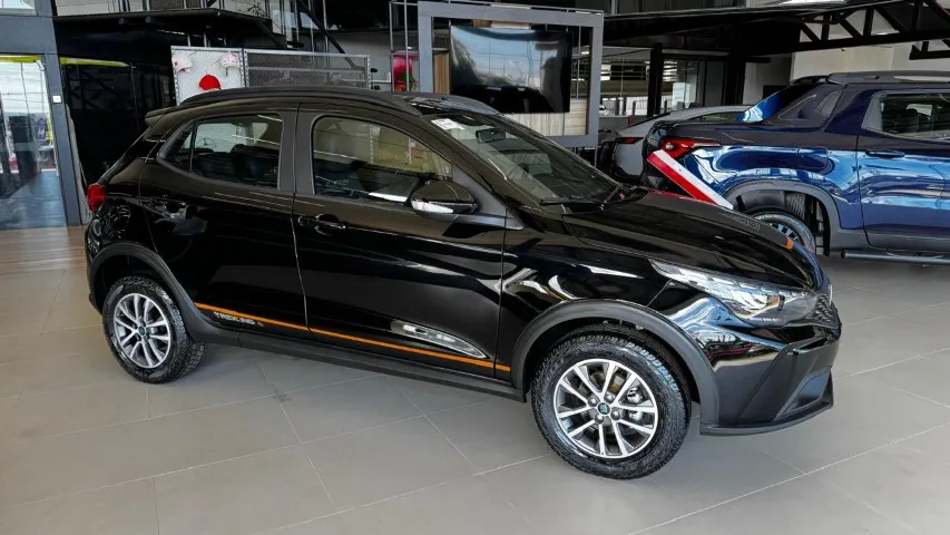 Fiat Argo Trekking AT é liberado em outubro com descontão de R$ 23.241 para PcD