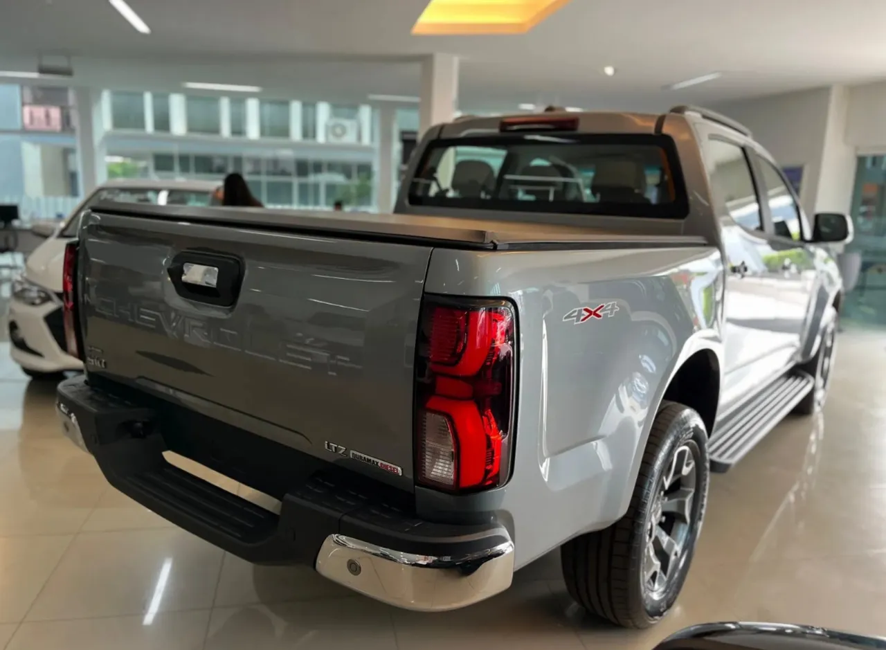 Chevrolet derruba o preço da S10 2026 em até R$ 56.500 para CNPJ em outubro