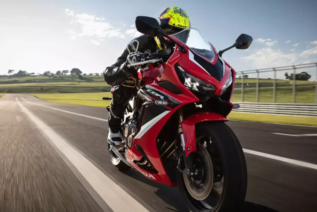 Honda CBR 650R se despede do mercado brasileiro