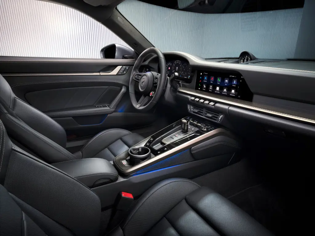 Porsche inicia pré-venda do 911 Turbo S híbrido por mais de R$ 2 milhões