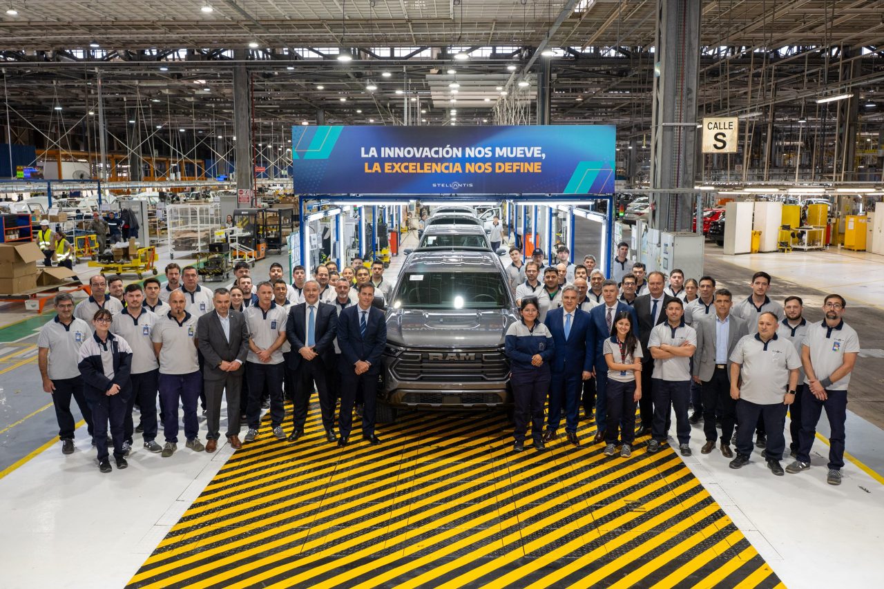 Ram Dakota 2026 estreia na Argentina com plataforma da Fiat Titano