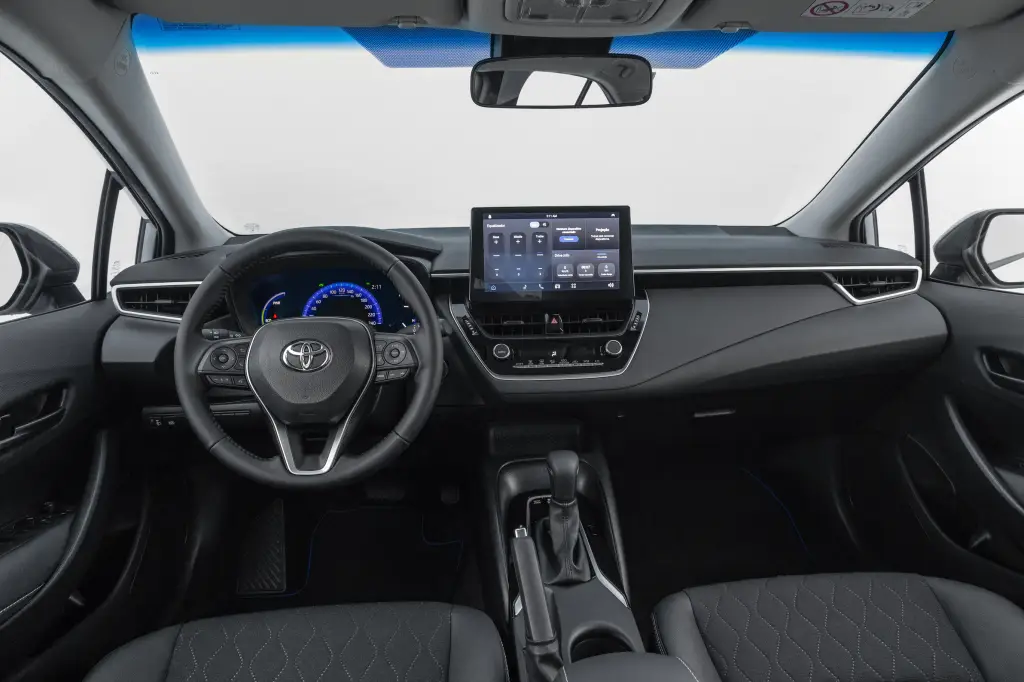 Toyota Corolla GLi Hybrid 2026: preço, ficha técnica e equipamentos