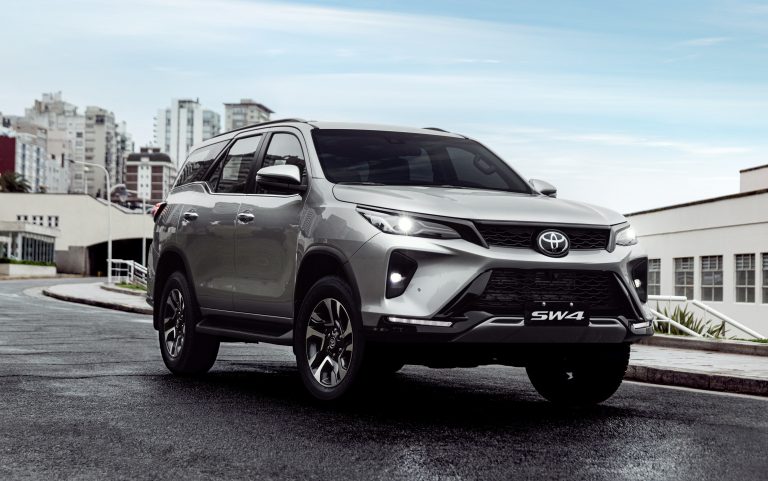 Toyota passa a oferecer garantia de 10 anos também para veículos blindados