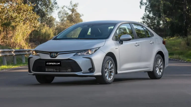 Toyota Corolla GLi Hybrid 2026: preço, ficha técnica e equipamentos