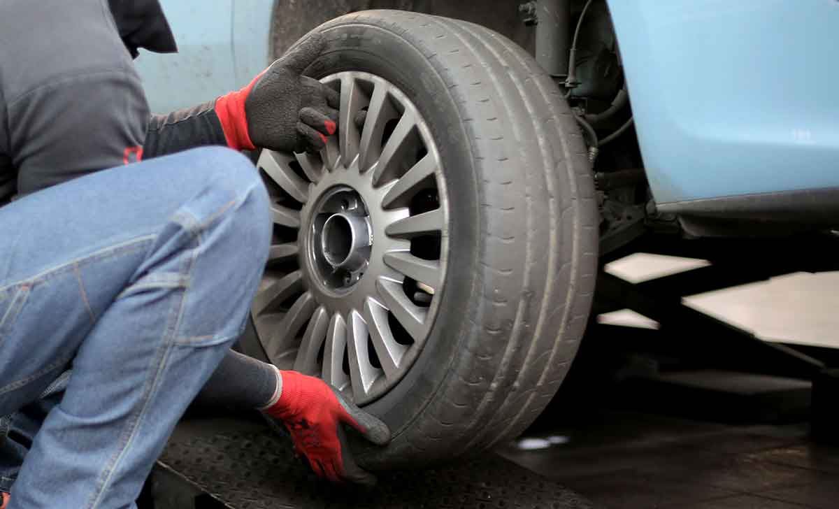 Bolhas nos pneus exigem atenção redobrada dos motoristas