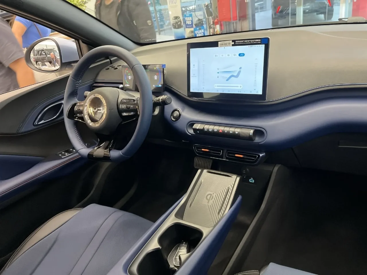 BYD Dolphin Mini 2026: preço, ficha técnica e itens de série