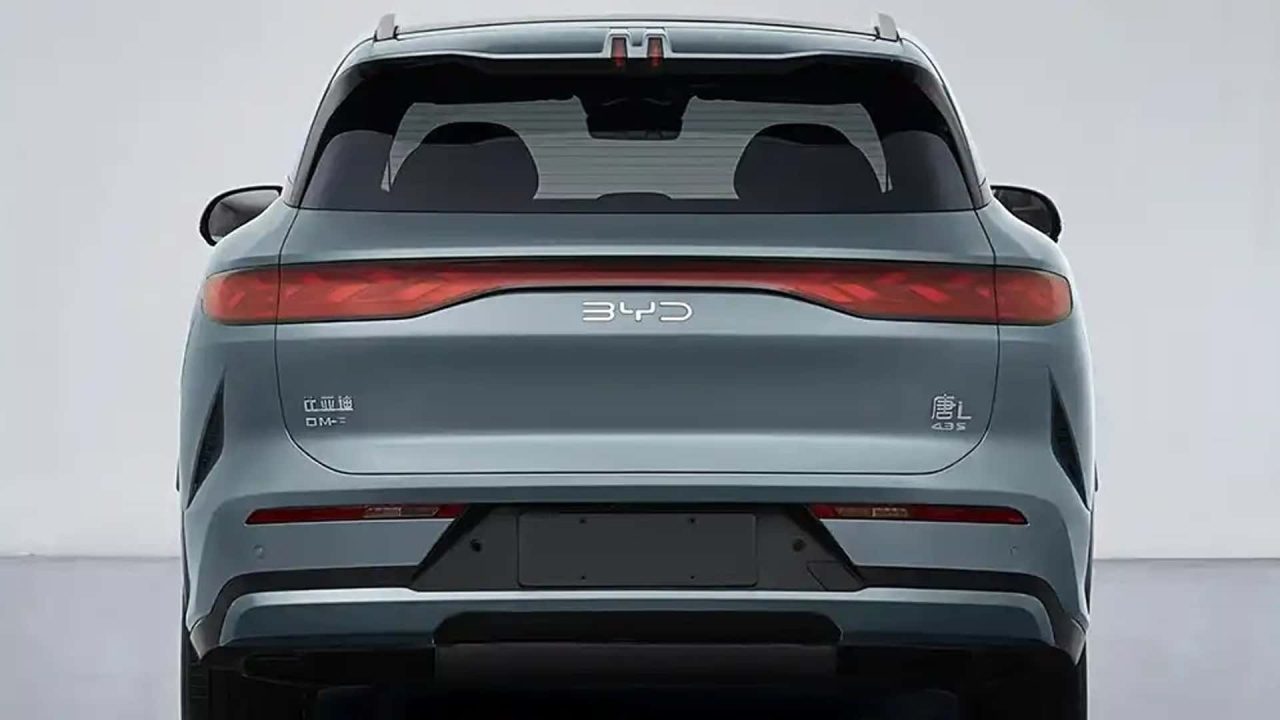 Novo BYD Tan L traz drone no teto e estreia brasileira em dezembro